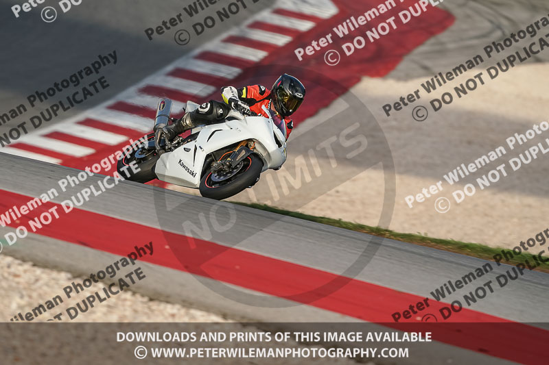 motorbikes;no limits;peter wileman photography;portimao;portugal;trackday digital images